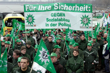 Demonstration der Gewerkschaft der Polizei  Duesseldorf