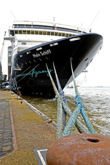 Bremerhaven  Deutschland  TUI-Kreuzfahrtschiff -Mein Schiff- an der Columbuskaje