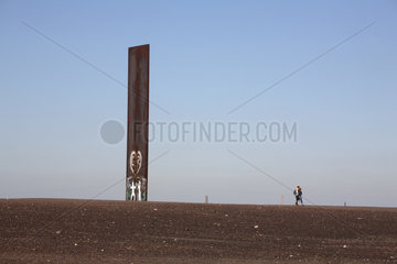 Essen  Schurenbachhalde  Stahlbramme von Richard Serra