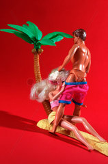 Barbie und Ken beim Liebesspiel