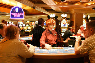 Las Vegas  USA  Spieler am Tisch
