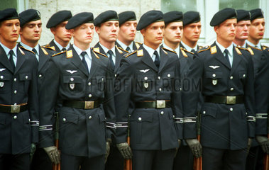 Soldaten bei Gedenkfeier  Berlin