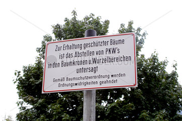 Schild auf Parkplatz in Berlin-Karlshorst