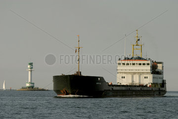 Kiel  Tanker auf der Ostsee