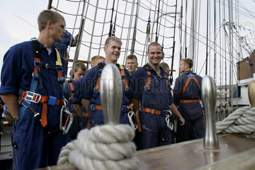 Kiel  Ausbildung bei der Marine auf der Gorch Fock