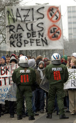 Kiel  Polizei bei Demo mit linken Autonomen