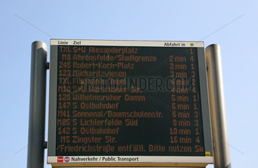 Berlin  Deutschland  Elektronische Fahrgastinformationstafel