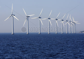 Offshore-Windpark  Windraeder und Windkraft