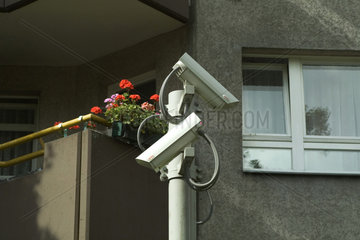 Berlin  Videoueberwachung vor einem Wohnhaus in Berlin-Charlottenburg