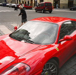 Prag  Ferrari in der Innenstadt