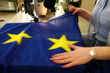 Produktion von EU-Flaggen in einer Stoffdruckerei in Berlin