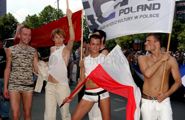 Berlin  junge Polen auf dem Christopher Street Day (CSD)