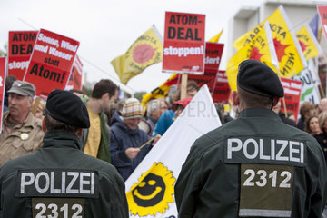 Demo gegen Atom-Kompromiss