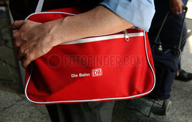 Berlin  Tasche der DB AG