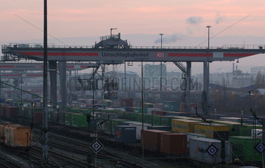 Containerbahnhof in Weil am Rhein