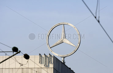 Stern vom Mercedes-Werk Esslingen - Mettingen