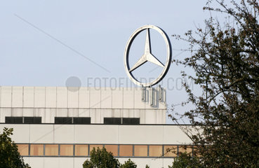 Stern vom Mercedes-Werk Esslingen - Mettingen