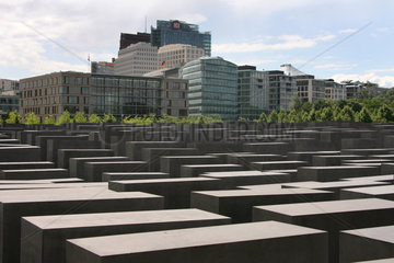 Blick vom Holocaust-Mahnmal zum Potsdamer Platz