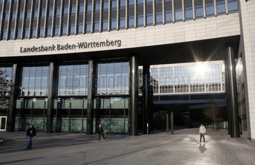 Schriftzug der Landesbank Baden-Wuerttemberg LBBW