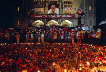 Messe fuer den verstorbenen Papst in Polen