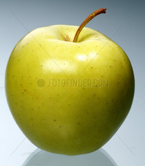 Ein Golden Delicious-Apfel