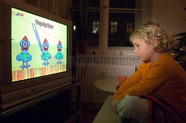 Kind vor dem Fernseher  Berlin