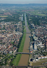Mannheim  Luftaufnahme des Neckar in Mannheim