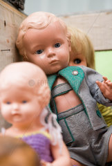Riedlingen  Puppen auf einem Flohmarkt