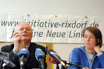 Oskar Lafontaine (Die Linke) und Christine Buchholz (WASG)
