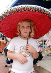 Maedchen mit Sombrero  Teneriffa