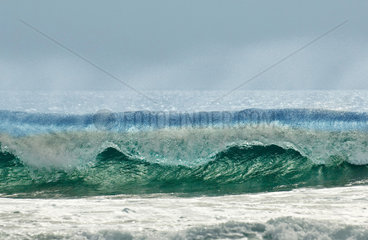 Wellen des Atlantik  Teneriffa
