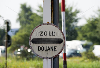 Zoll - Douane