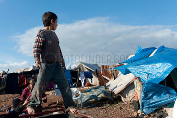 Atma  Syrien  Kinder im Fluechtlingslager Atma Camp an der tuerkischen Grenze