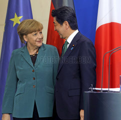 Merkel + Shinzo Abe
