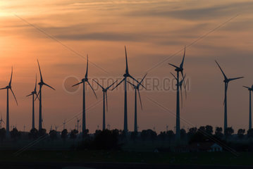 Kiel  Deutschland  Windpark am Nord-Ostsee-Kanal
