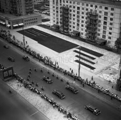 Berlin  DDR  Staatsbesuch des sowjetischen Ministerpraesidenten Nikita Chruschtschow