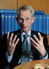 Berlin  Deutschland  Prof. Dr. Joerg-Dietrich Hoppe  Praesident der Bundesaertztekammer