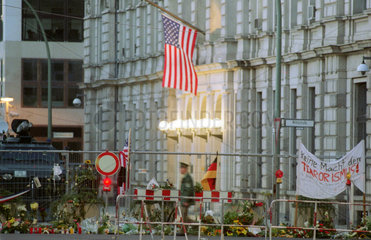 Berlin  Deutschland  abgesperrte US-Botschaft