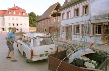 Ehemaliger Bewohner eines Hauses in Grimma (Sachsen) nach der Flut
