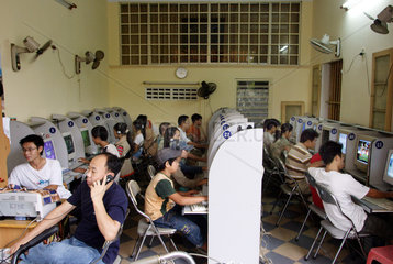 Vietnam  Internetcafe in Da Nang