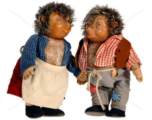 Mecki  und seine Frau  Igel  Puppen  1959