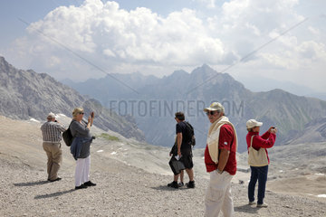 Zugspitze  Deutschland  Besucher der Zugspitze