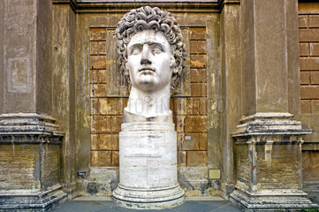 Kaiser Caesar Augustus
