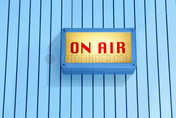 On Air  Leuchtzeichen  Rundfunkstudio