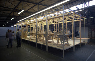 Kassel  Hessen  dOCUMENTA (13): die Installation -Sewing Room- von Istvan Csakany