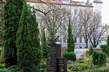 Berlin  Deutschland  Grabsteine der Friedhoefe am Halleschen Tor