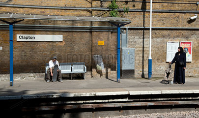 London  Grossbritannien  Clapton Station  Anbindung fuer S-Bahnen in Hackney