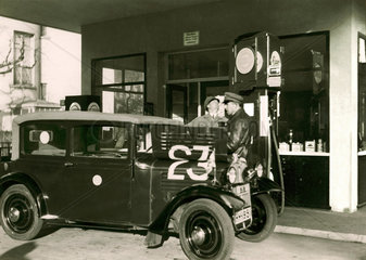 Esso Tankstelle  um 1928
