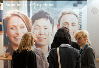 Berlin  Deutschland  Besucher auf der Connecticum 2011