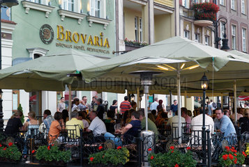 Posen  Polen  Strassencafe am Alten Markt  Hotel Brovaria